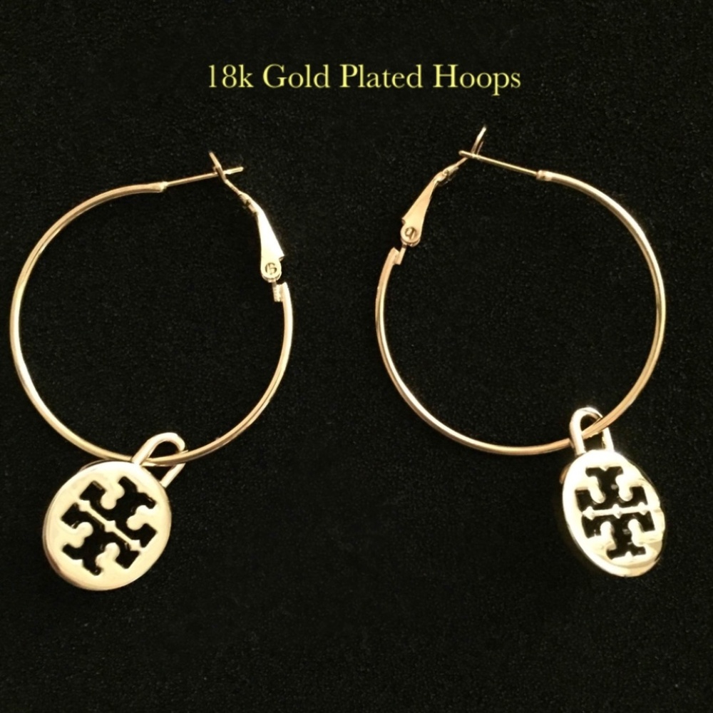 ✅🆕 TORY BURCH GOLD CHARMS w/ GOLD HOOPS